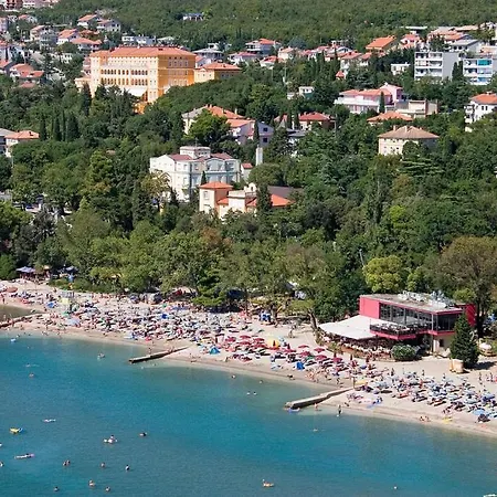 Sandy Crikvenica